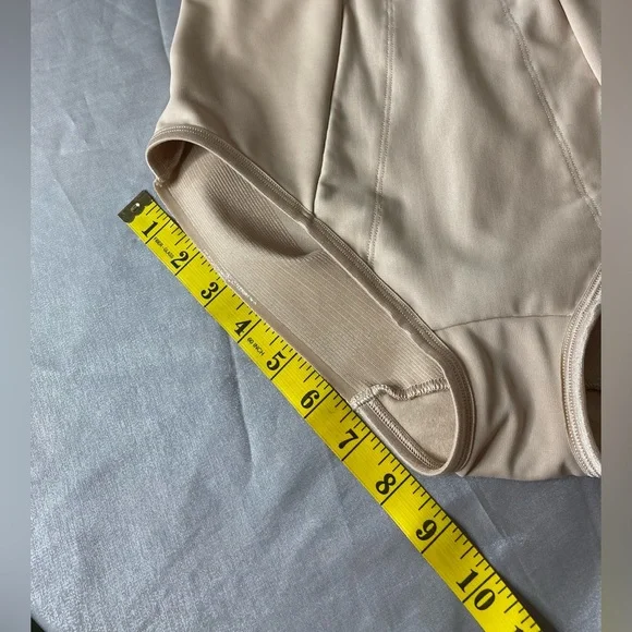 Miraclesuit High Waist Shaping brief. EUC! Size Large - Picture 3 of 7
